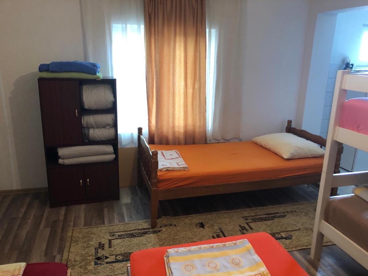מוסטר Guesthouse Star מראה חיצוני תמונה