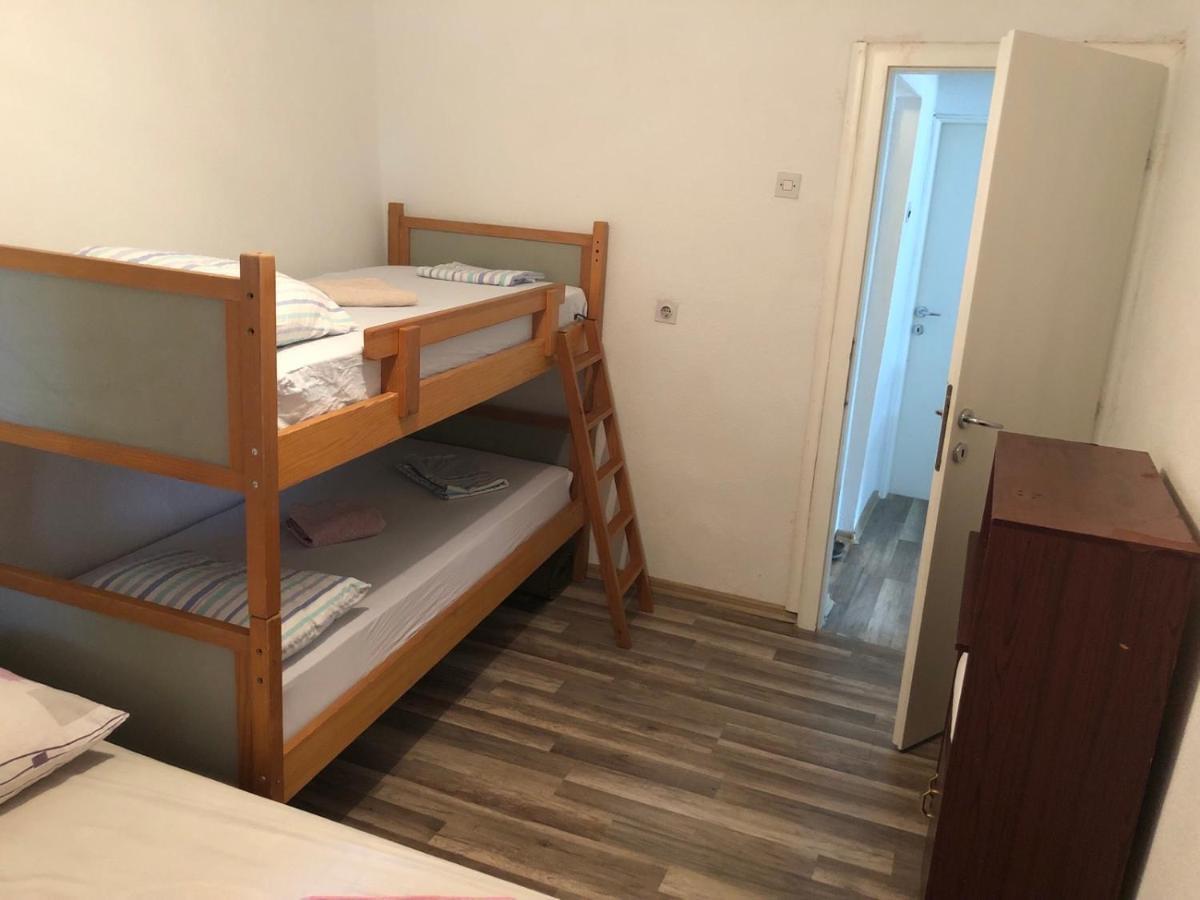 מוסטר Guesthouse Star מראה חיצוני תמונה