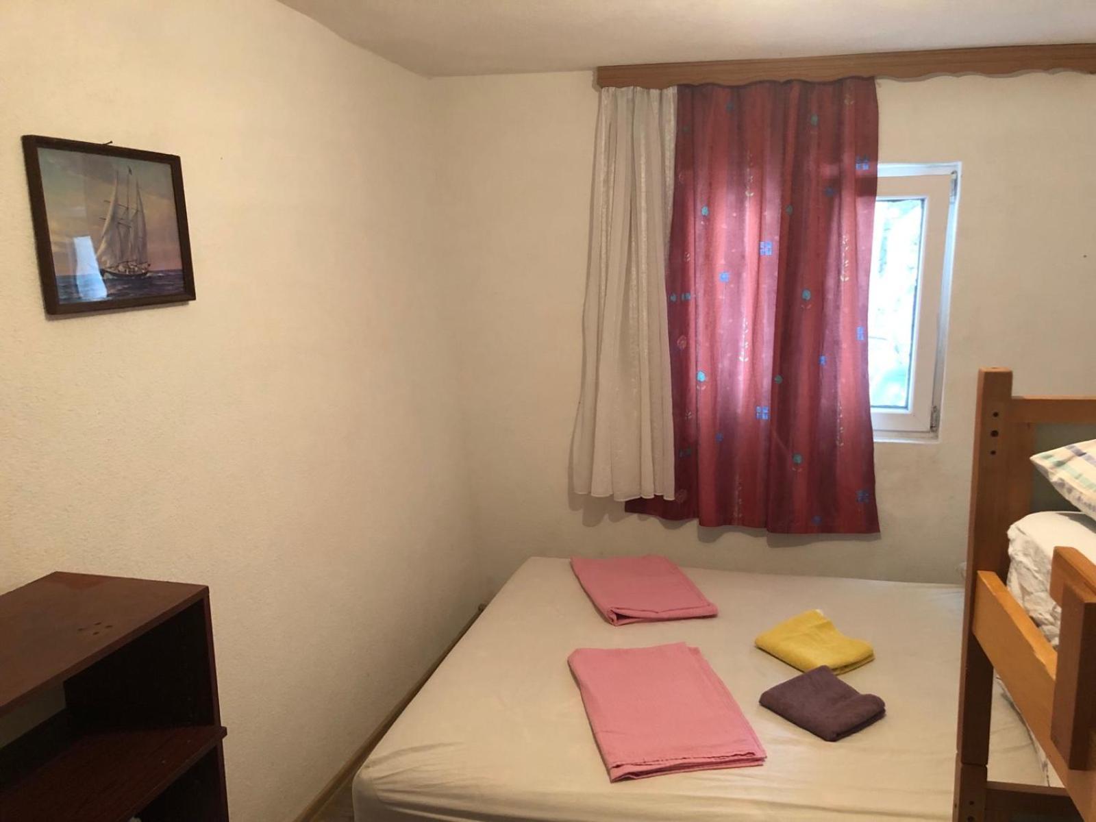 מוסטר Guesthouse Star מראה חיצוני תמונה