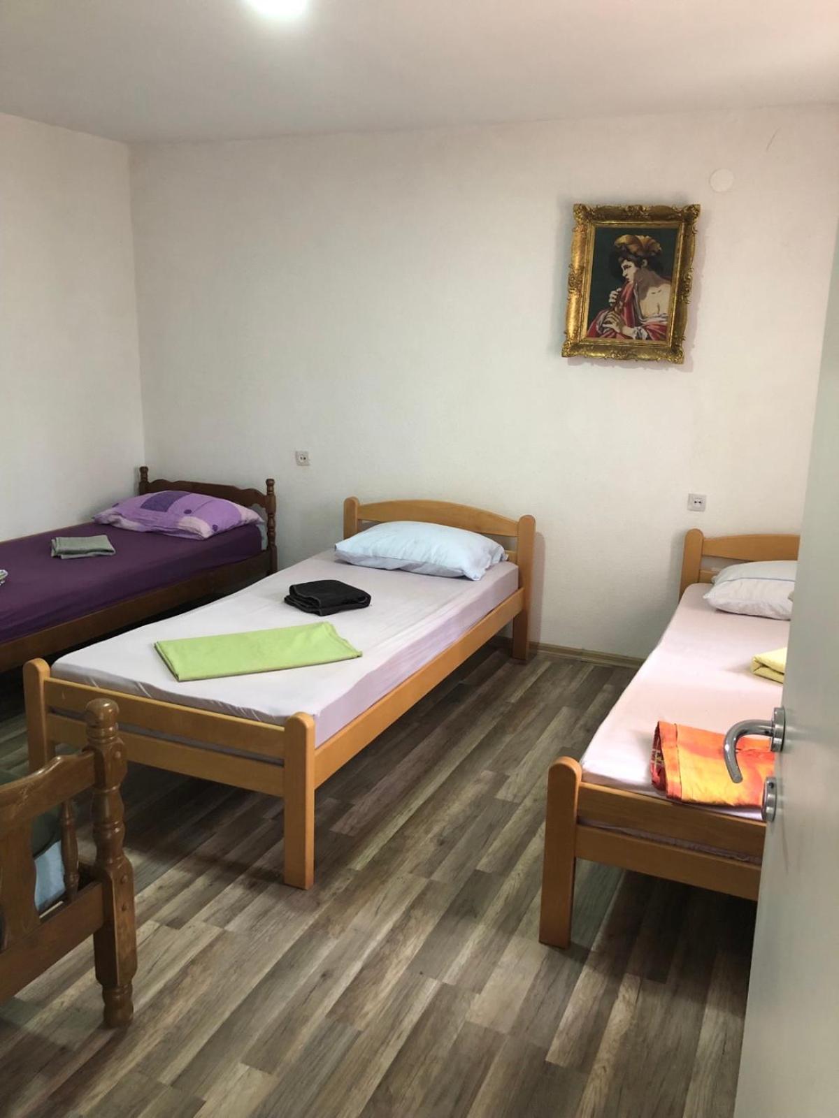 מוסטר Guesthouse Star מראה חיצוני תמונה